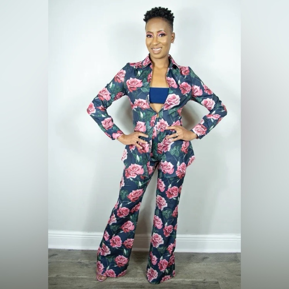 NWT Navy Vintage Floral Wide Leg Pants & Oversized Shirt Set – Size 2 & 4